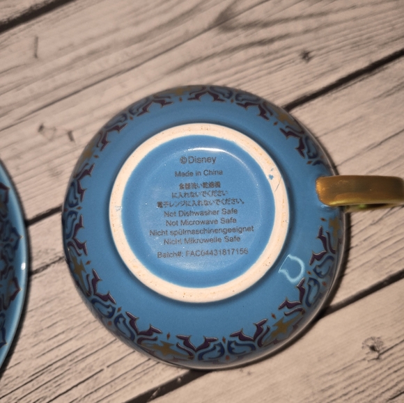 Disney Aladdin The Musical Teapot Cup Saucer Magic Lamp 3 piece blue RARE - Picture 6 of 9